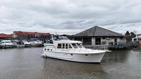 40 Sundeck