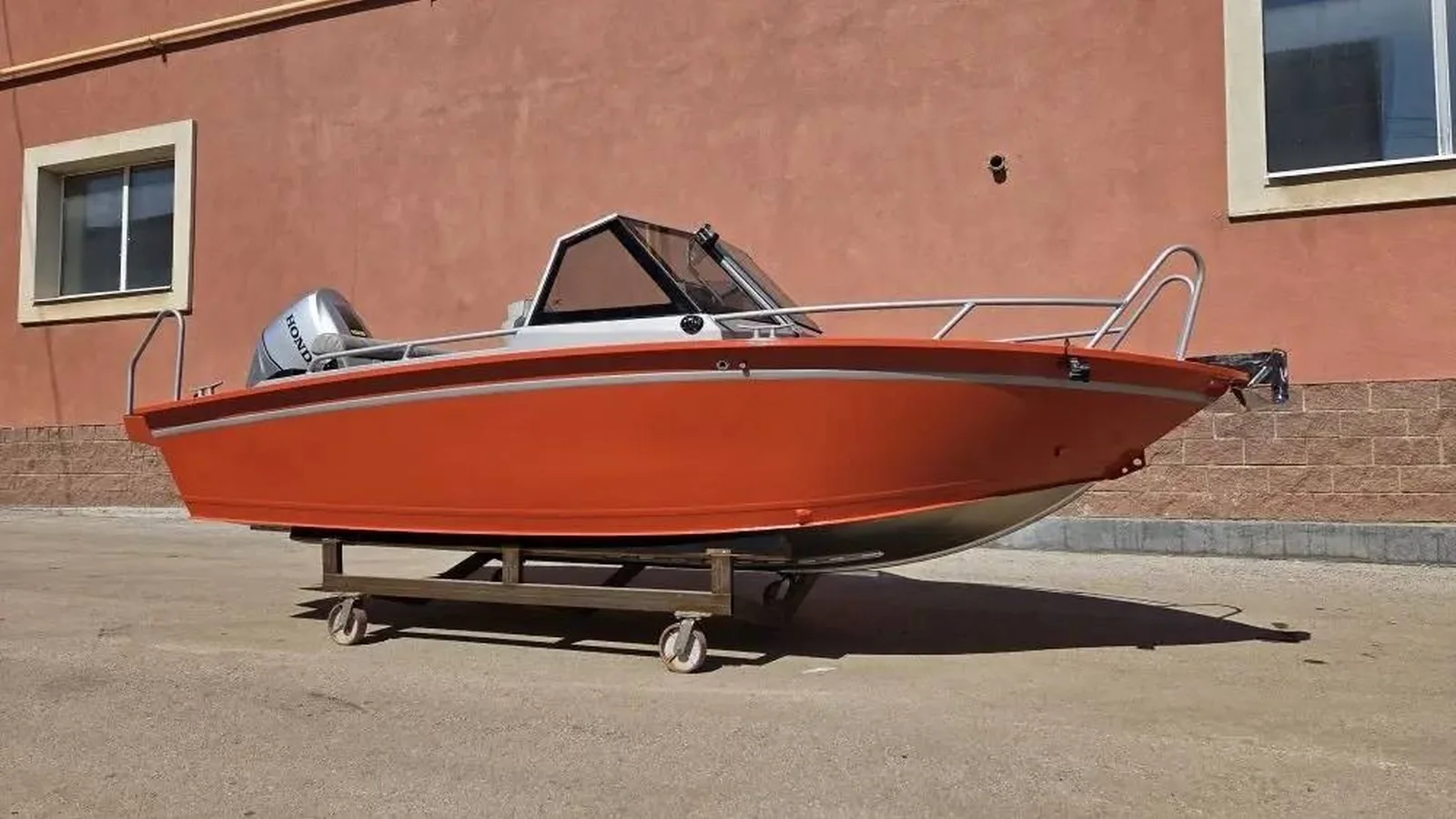 Angelina 475