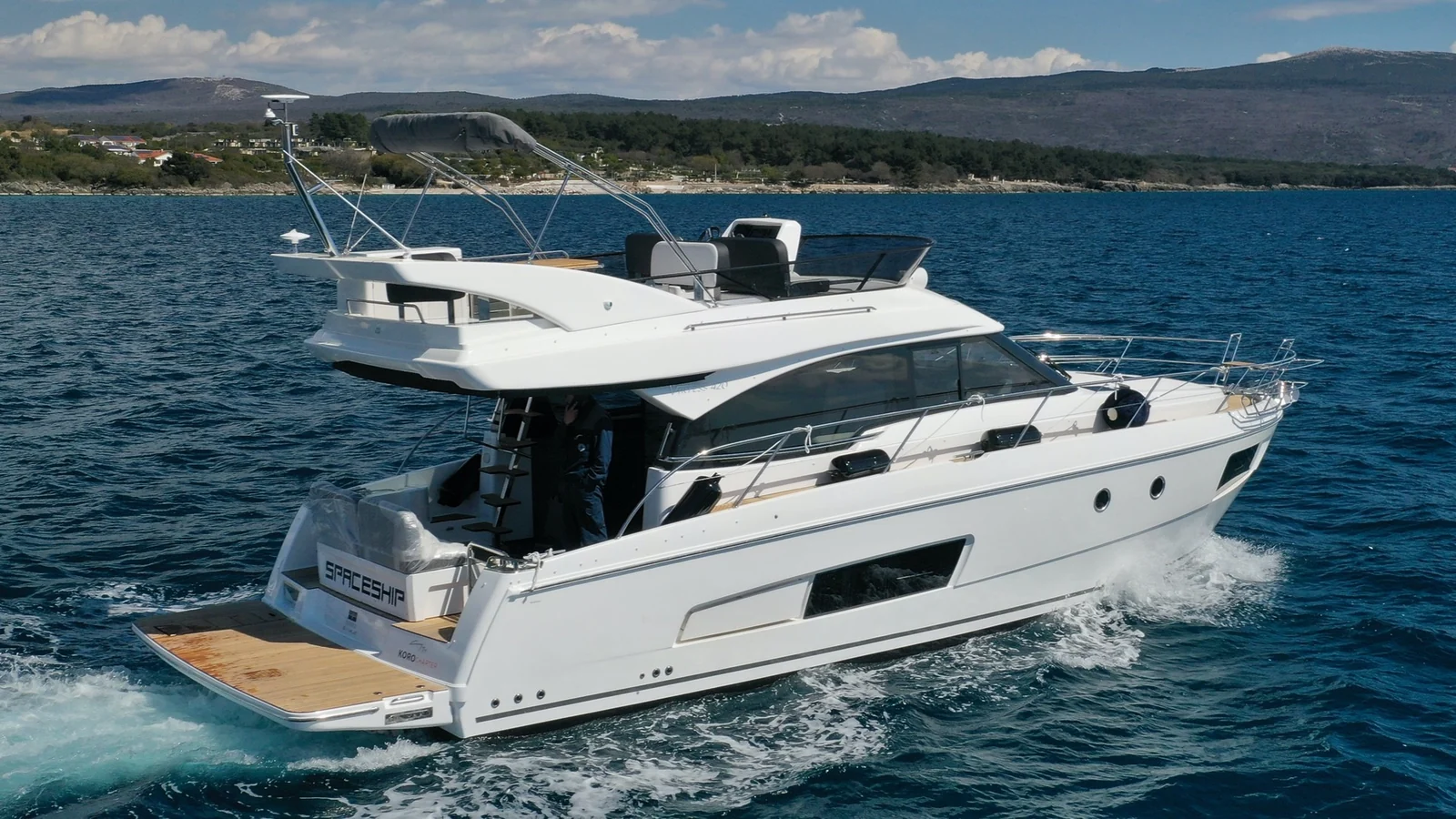 Bavaria Virtess 420 Fly