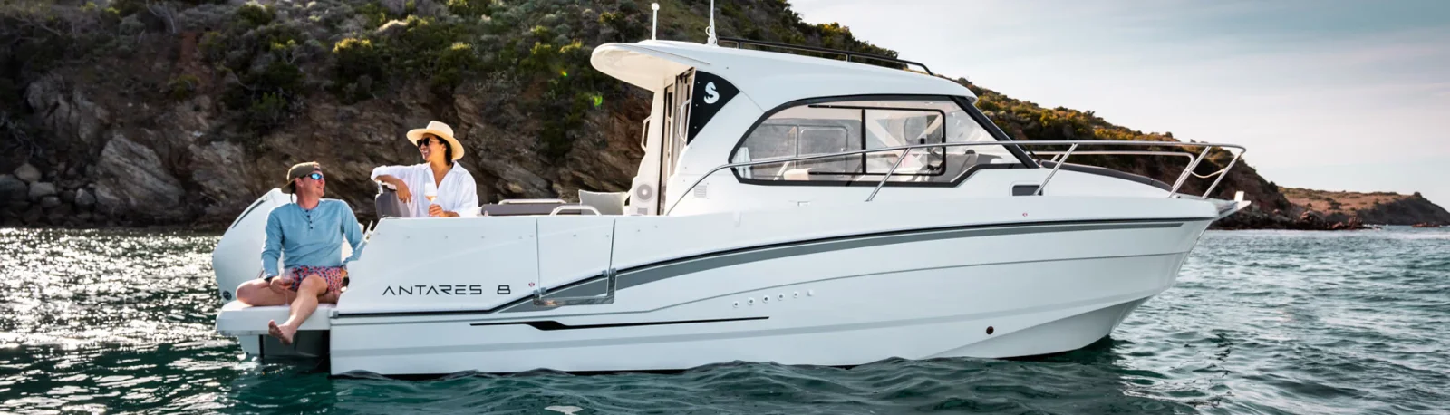 Beneteau Antares 8