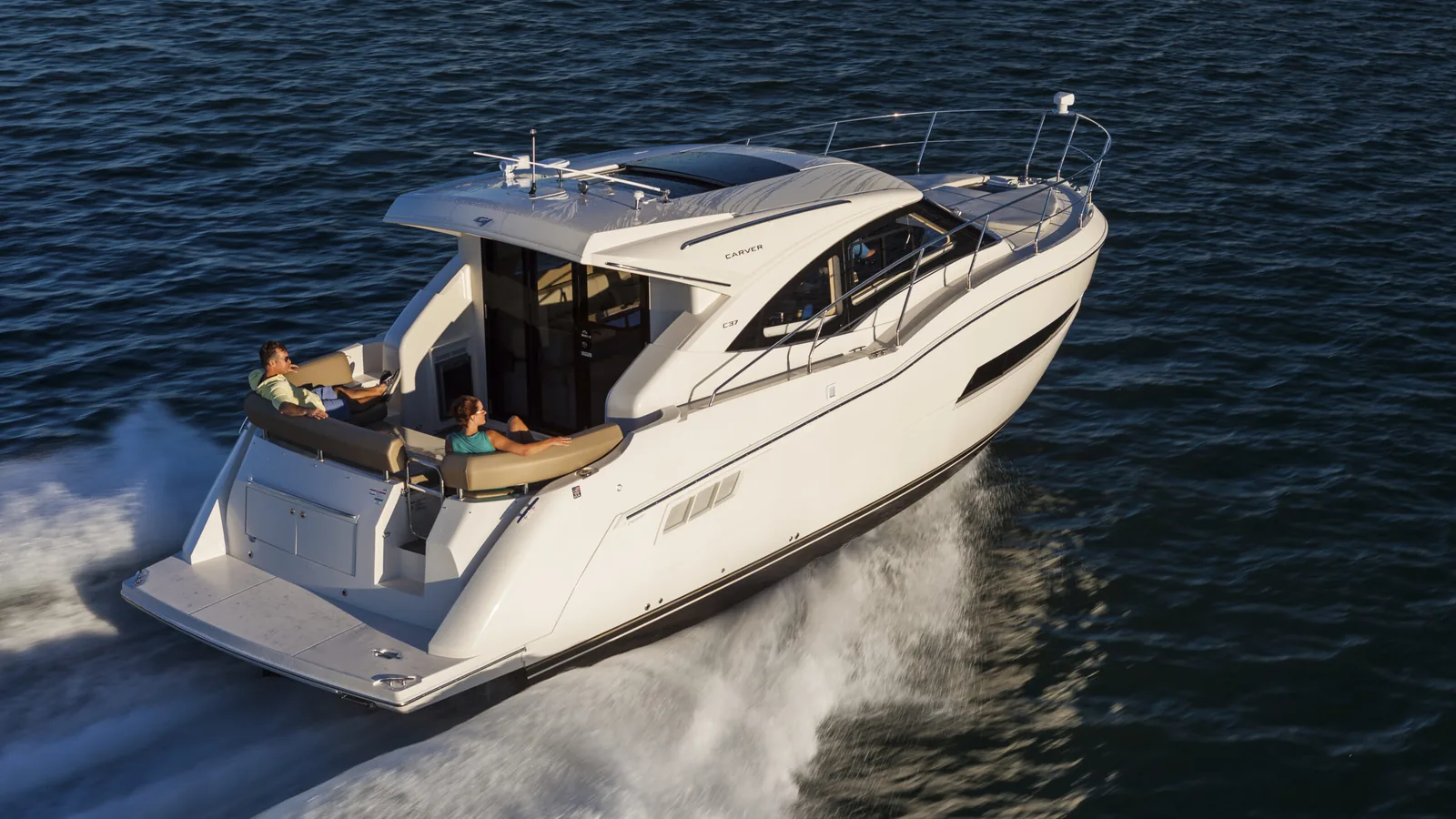 Carver C37 Coupe