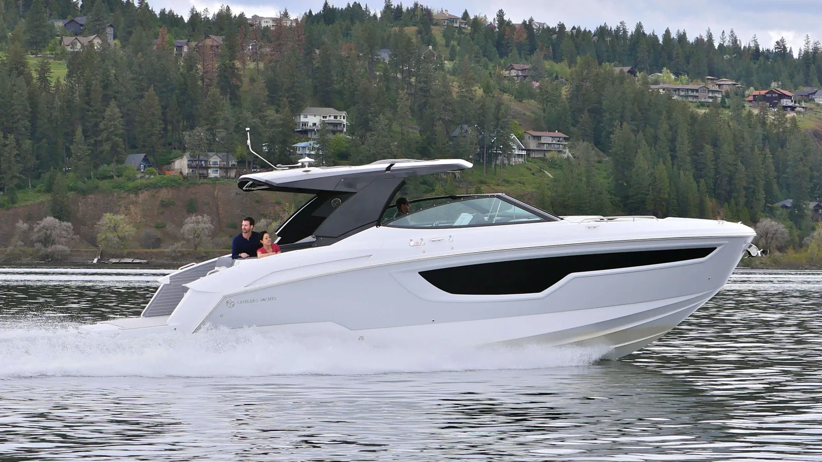 Cruisers Yachts 38 GLS