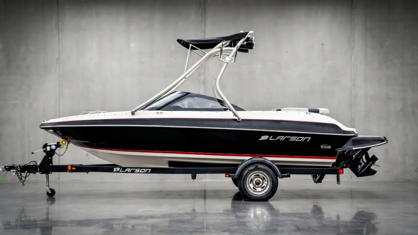 Larson LX 195S