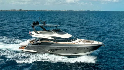 660 Sport Yacht