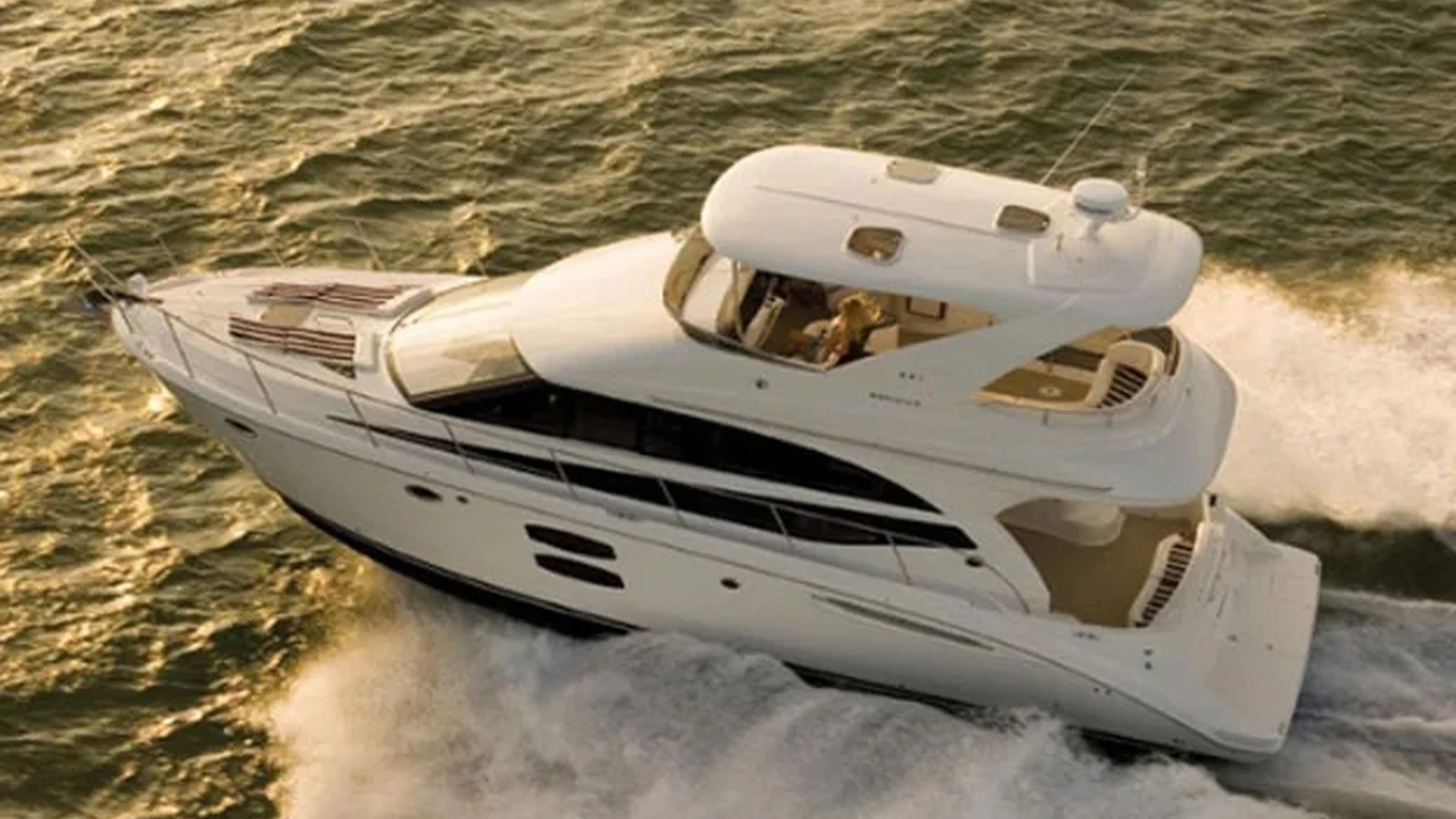 Meridian Yachts 441 Sedan