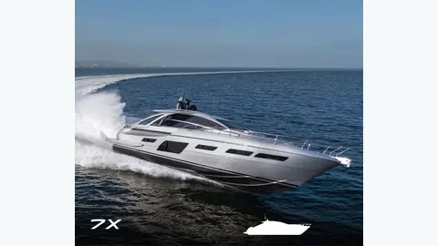 Pershing 7X