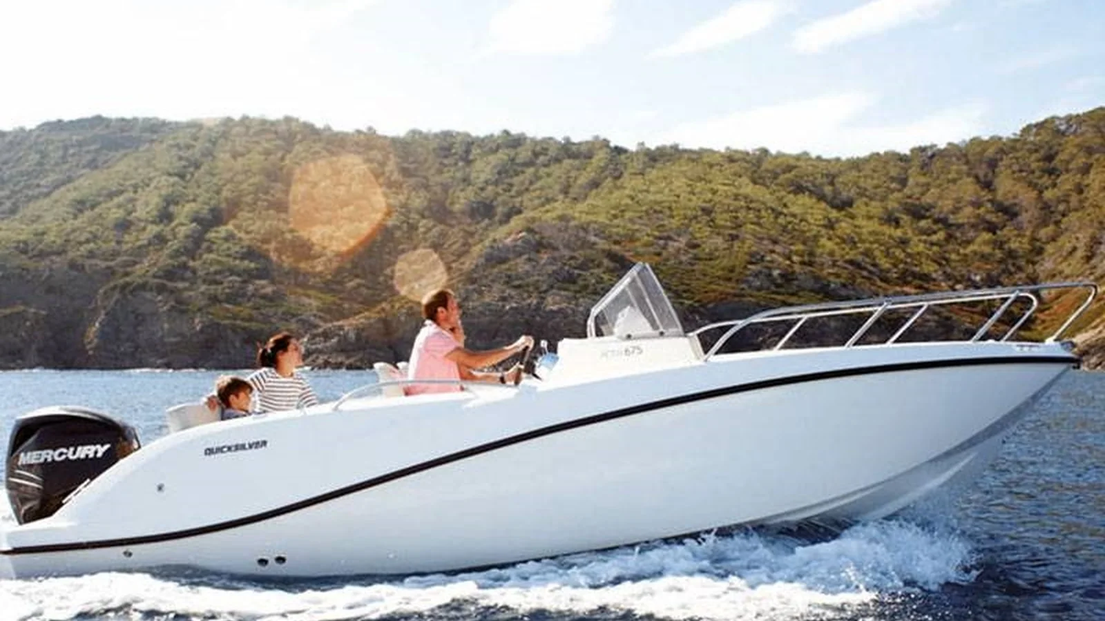 Quicksilver Activ 675 Open