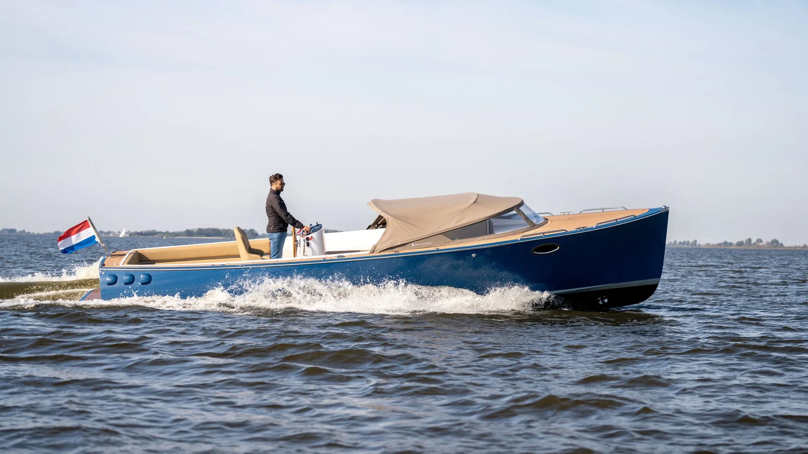 AdmiralsTender C28