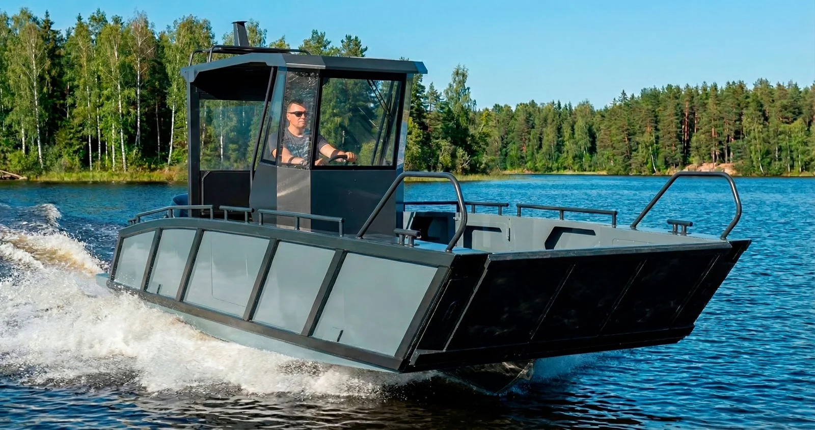 Apparel Boats 600