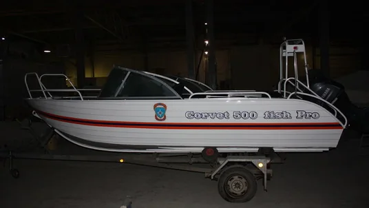 Astron Marine Corvette 550 Fish PRO