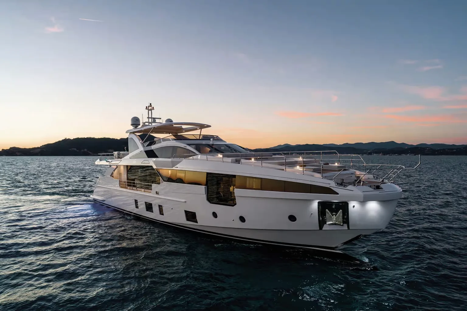 Azimut Grande 32M