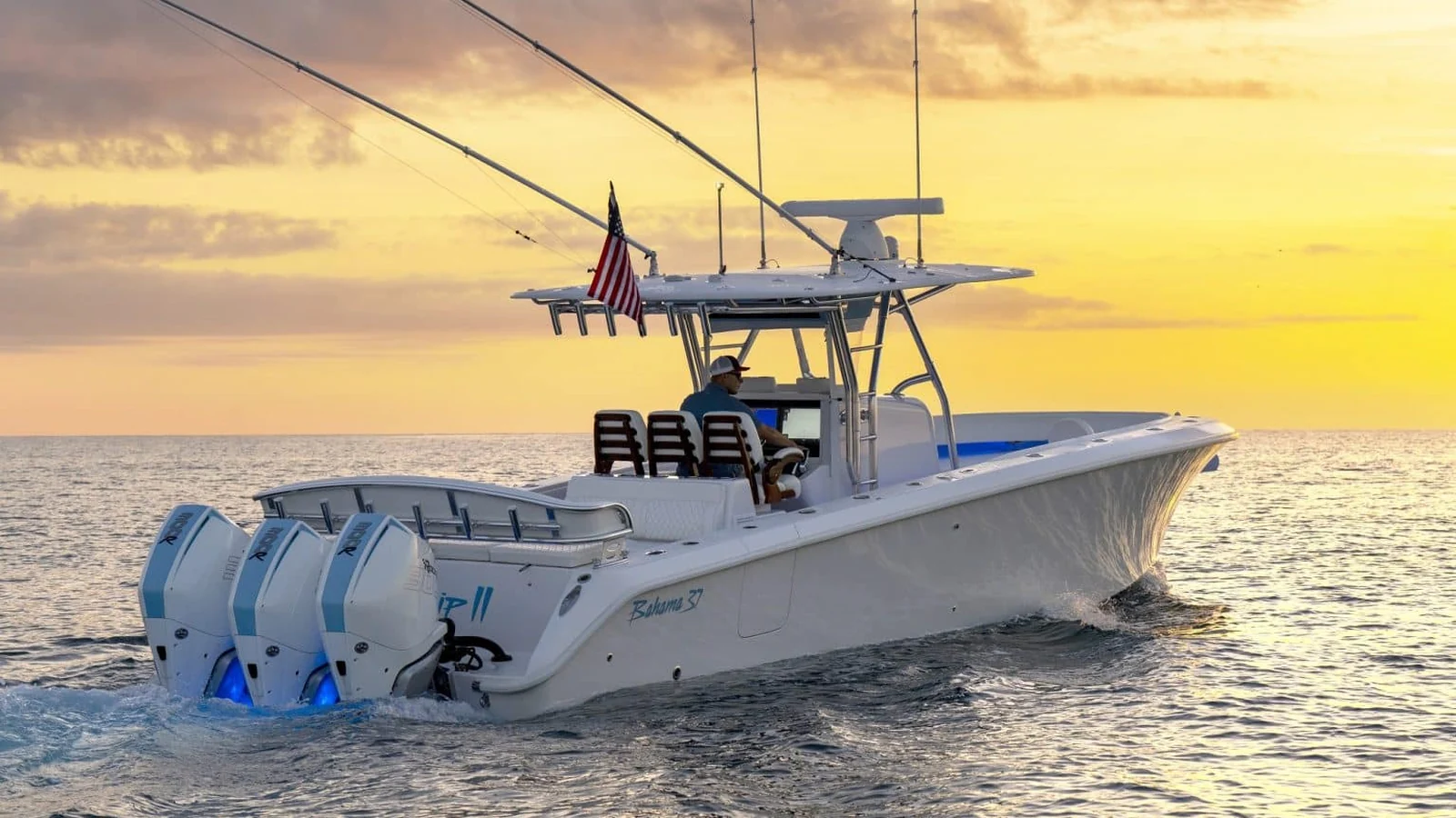 Bahama 37