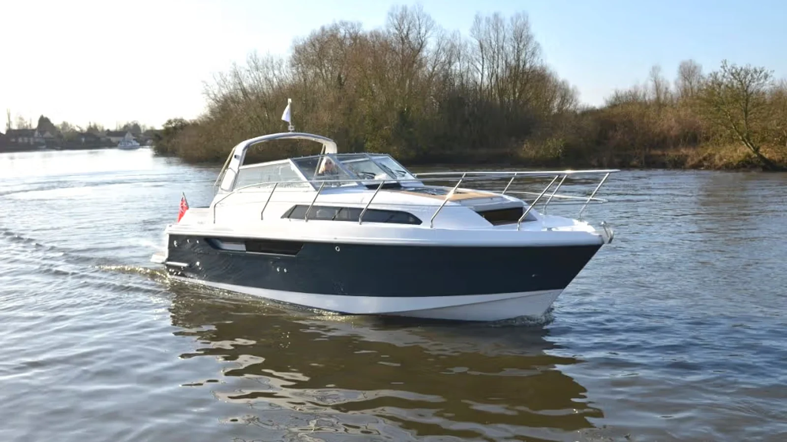 Broom 30 Coupe