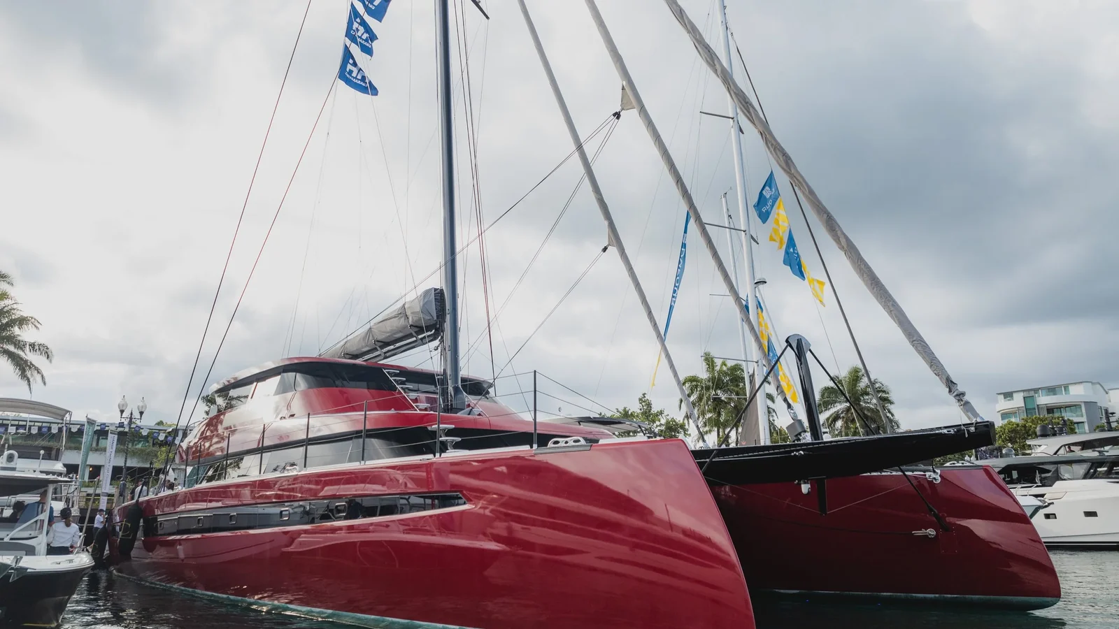 HH Catamarans HH88