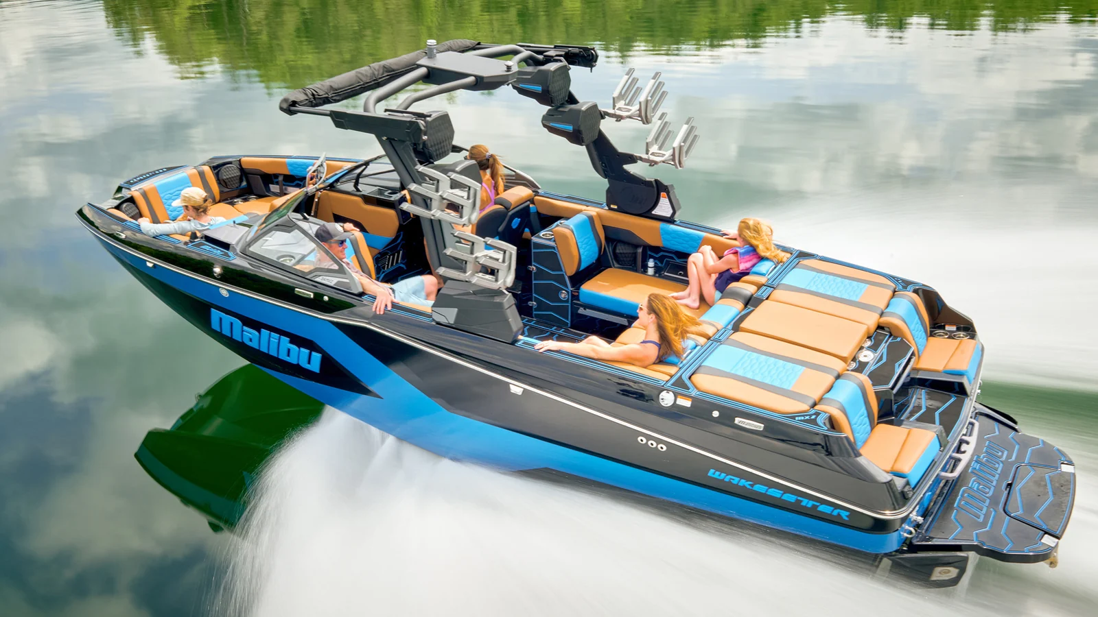 Malibu Wakesetter 24 MXZ