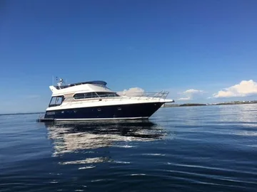 560 Flybridge