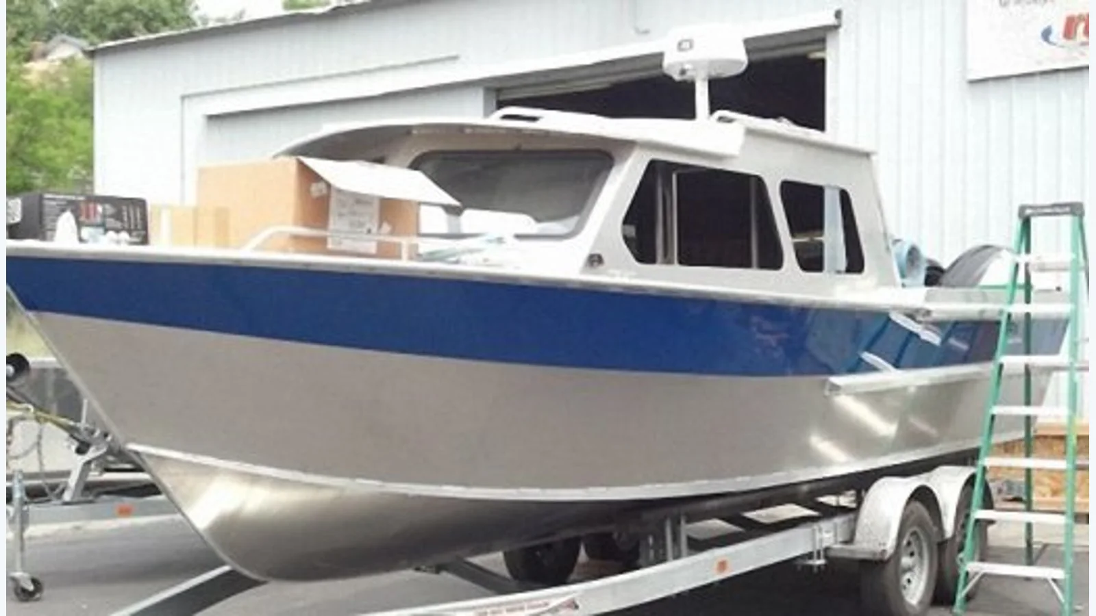 Tailwind 859